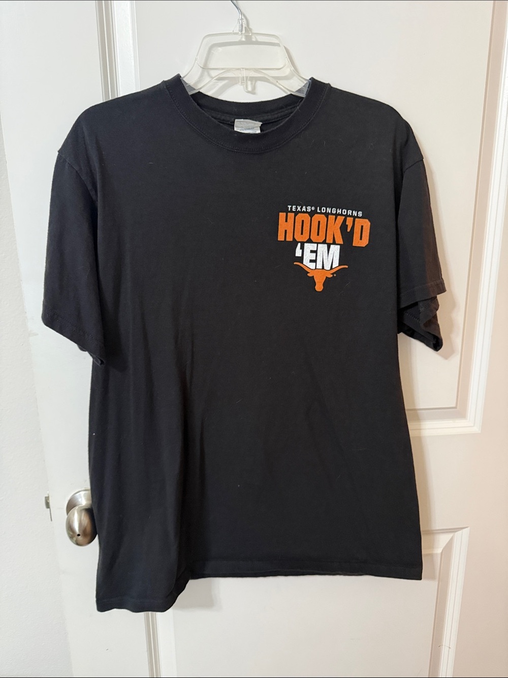 Texas Longhorns Hook'd 'Em Black Graphic Short Sleeve Tee